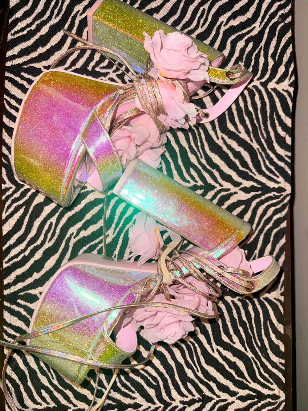 CRYSTAL GARDEN WRAP HEELS size 6